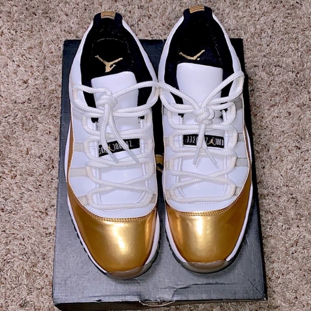 Jordan Retro 11 Low Closing Ceremony Size 12
